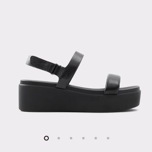 NWT Aldo Platform Wedges size 6 in Black